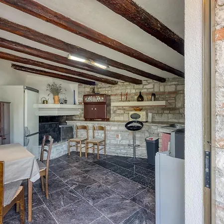 Casa Mare In Kacana Vakantiehuis